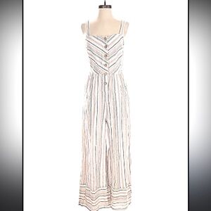 NWT Universal Thread jumpsuit over 50% lien size medium
